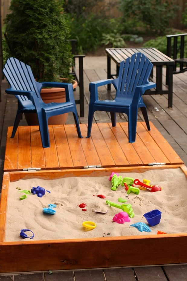 DIY Wooden Sandbox 2