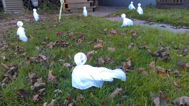 ghosts on lawn