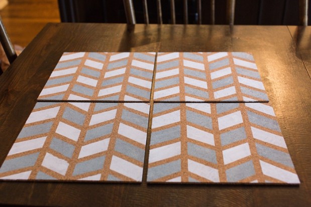 DIY Pinboard Painted Herringbone_0006