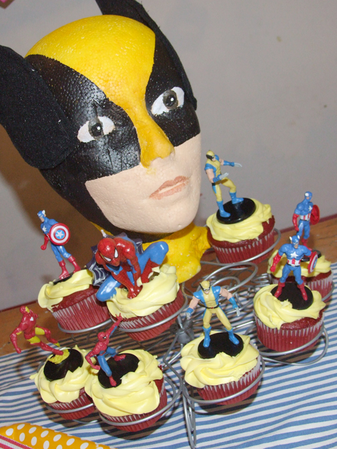 themotherboards-superhero-food-3
