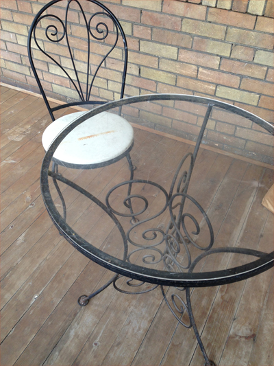 themotherboards-bistro-set-0