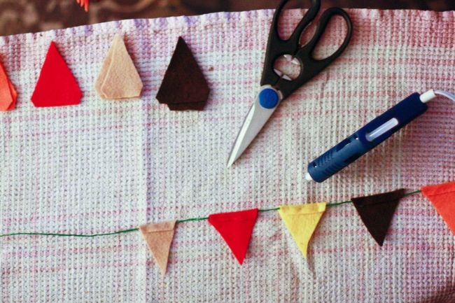DIY: Thanksgiving bunting